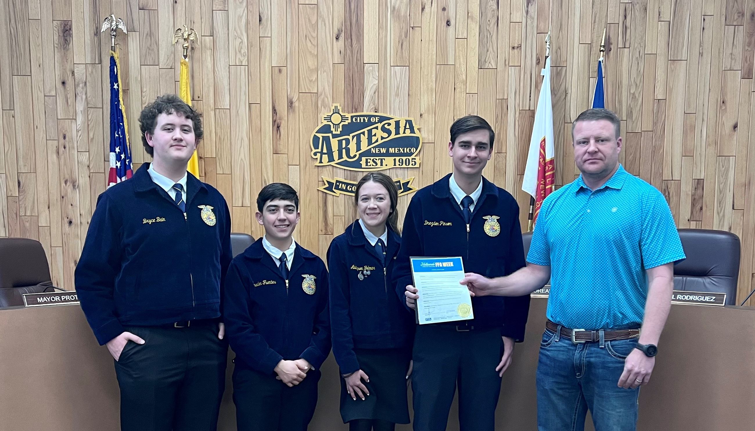 National FFA Week 2023 Proclamation presented by Mayor Jon Henry to Artesia FFA Officers